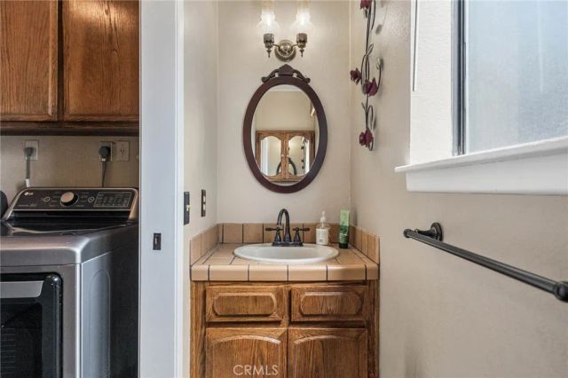 984 Pinon Road, Pinon Hills, CA 92372