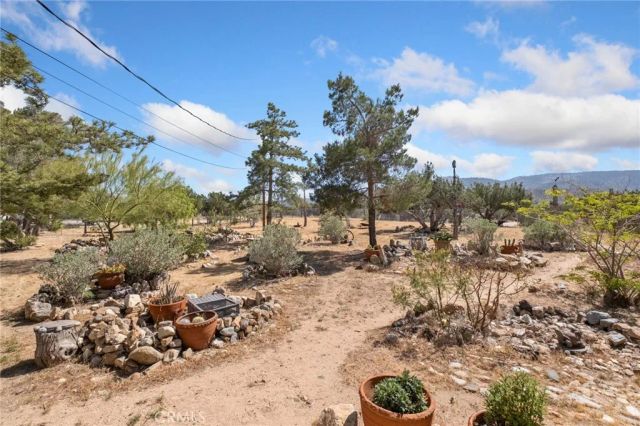 984 Pinon Road, Pinon Hills, CA 92372