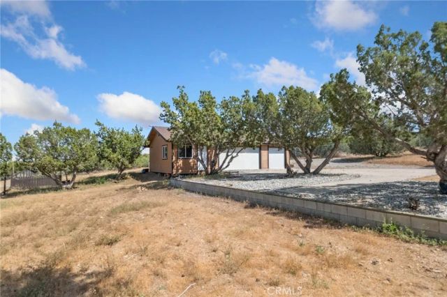 984 Pinon Road, Pinon Hills, CA 92372