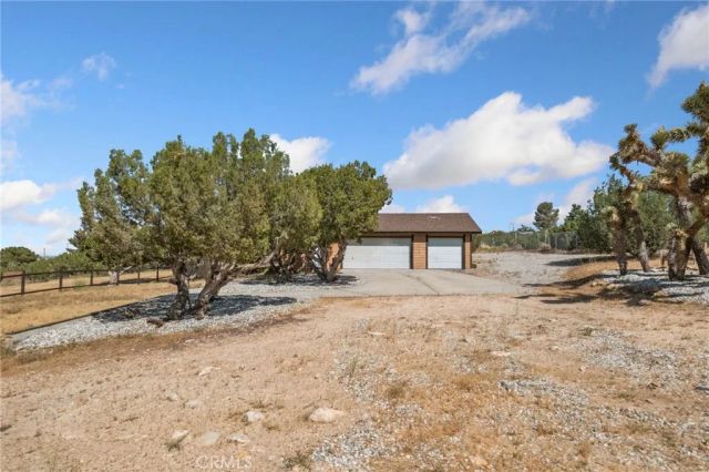 984 Pinon Road, Pinon Hills, CA 92372