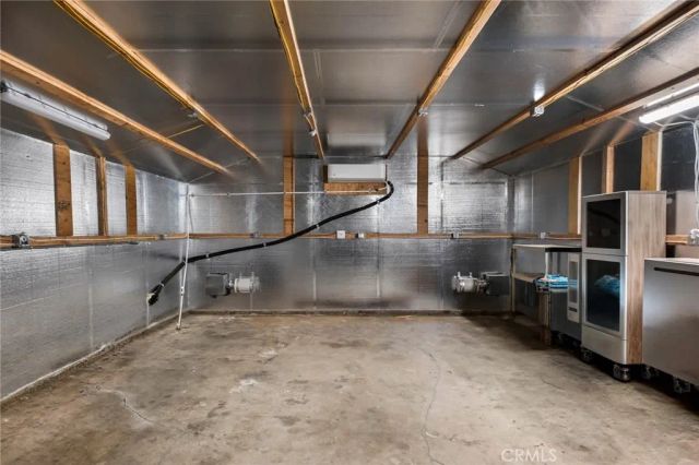 984 Pinon Road, Pinon Hills, CA 92372