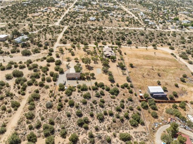 984 Pinon Road, Pinon Hills, CA 92372