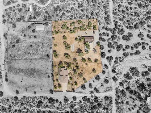 984 Pinon Road, Pinon Hills, CA 92372