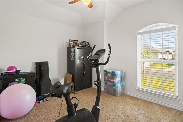 1249 Thames Chase Dr, Corpus Christi, TX 78415