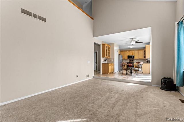 25833 Cove Creek Drive, Taylor, MI 48180