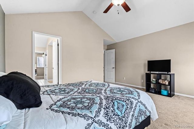 25833 Cove Creek Drive, Taylor, MI 48180