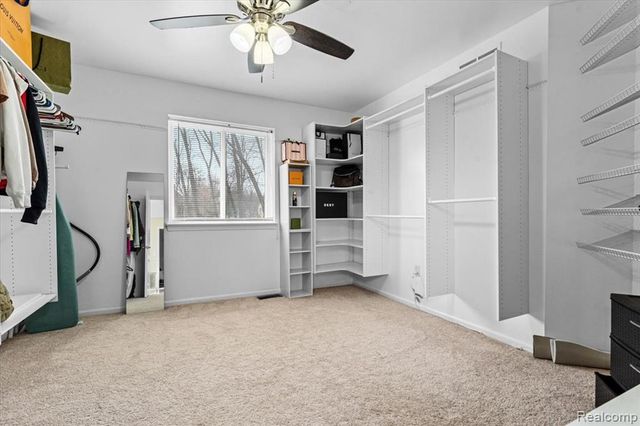 25833 Cove Creek Drive, Taylor, MI 48180