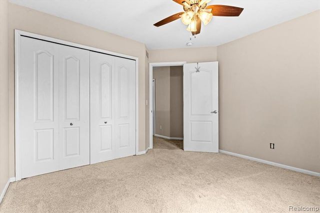 25833 Cove Creek Drive, Taylor, MI 48180
