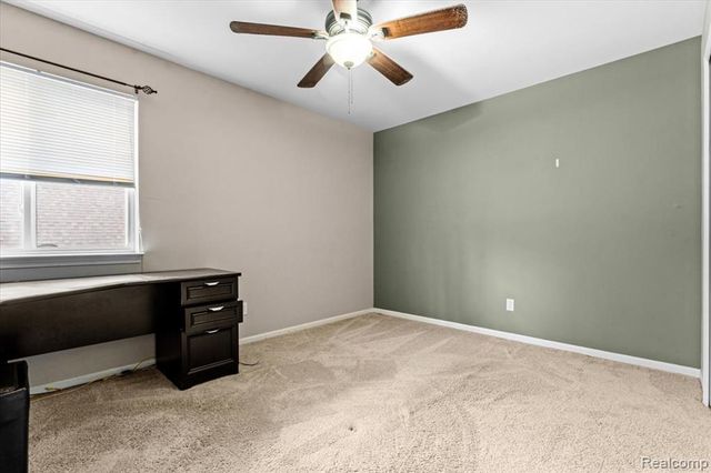 25833 Cove Creek Drive, Taylor, MI 48180