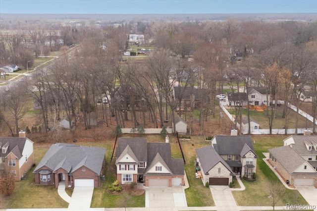 25833 Cove Creek Drive, Taylor, MI 48180