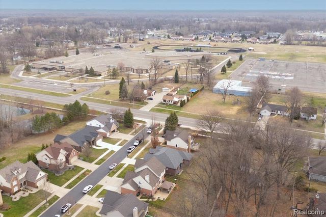 25833 Cove Creek Drive, Taylor, MI 48180