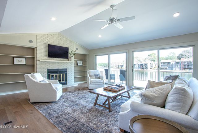 80 Lake Point Drive, Pinehurst, NC 28374