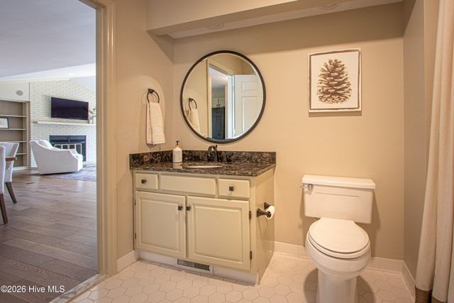 80 Lake Point Drive, Pinehurst, NC 28374