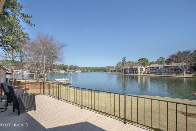 80 Lake Point Drive, Pinehurst, NC 28374