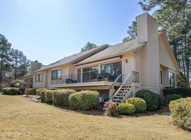 80 Lake Point Drive, Pinehurst, NC 28374