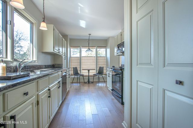 80 Lake Point Drive, Pinehurst, NC 28374