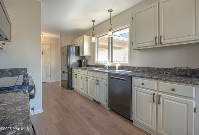 80 Lake Point Drive, Pinehurst, NC 28374