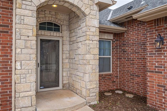 10337 Hawthorn Drive, Oklahoma City, OK 73120