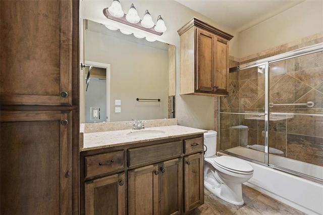 10337 Hawthorn Drive, Oklahoma City, OK 73120