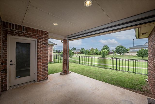 10337 Hawthorn Drive, Oklahoma City, OK 73120