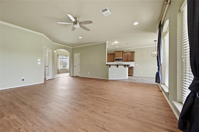 10337 Hawthorn Drive, Oklahoma City, OK 73120