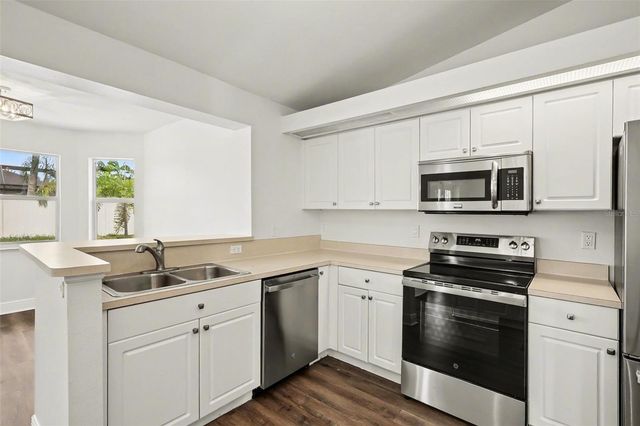 1303 SE 19TH STREET, Cape Coral, FL 33990