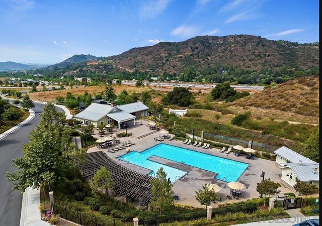 35875 Esperia Way, Fallbrook, CA 92028