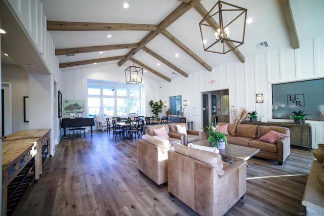 35875 Esperia Way, Fallbrook, CA 92028