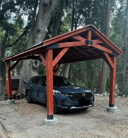 40204 Valley Of The Falls, Forest Falls, CA 92339