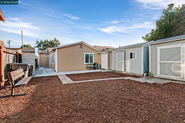 2027 83Rd Ave, Oakland, CA 94621