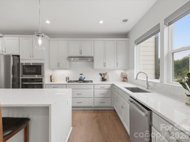 135 Berkeley Avenue A, Mooresville, NC 28117