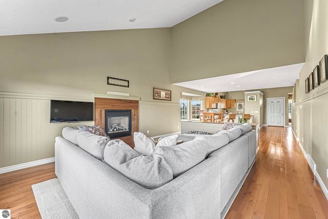 6260 Single Tree Lane, Williamsburg, MI 49690