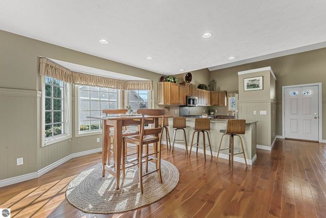 6260 Single Tree Lane, Williamsburg, MI 49690