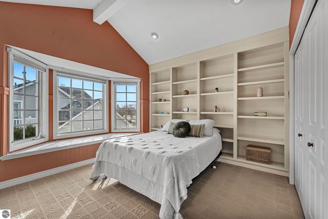 6260 Single Tree Lane, Williamsburg, MI 49690