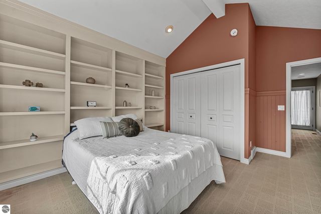 6260 Single Tree Lane, Williamsburg, MI 49690