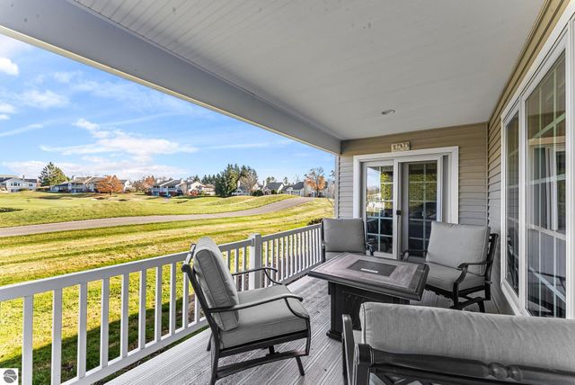 6260 Single Tree Lane, Williamsburg, MI 49690