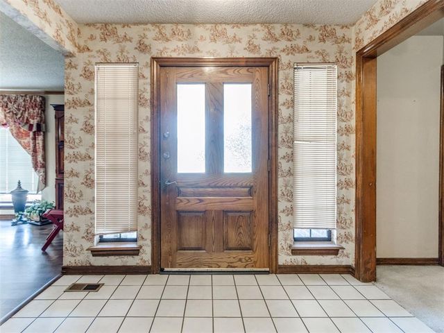 2716 SW 110th Street, Oklahoma City, OK 73170