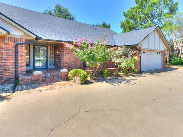 2716 SW 110th Street, Oklahoma City, OK 73170