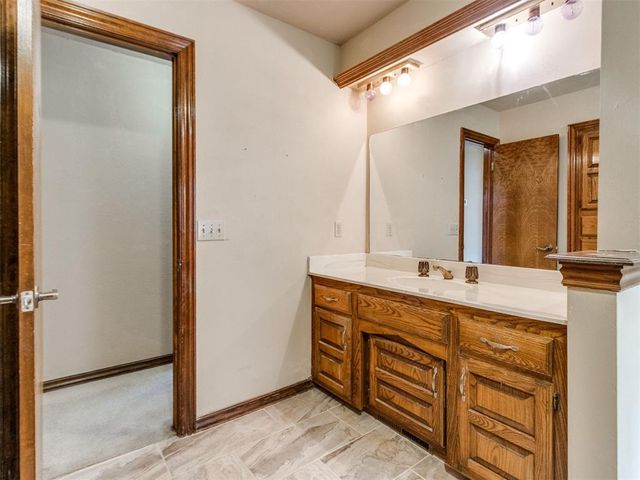 2716 SW 110th Street, Oklahoma City, OK 73170