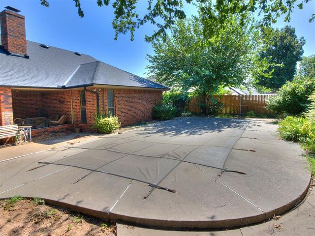 2716 SW 110th Street, Oklahoma City, OK 73170