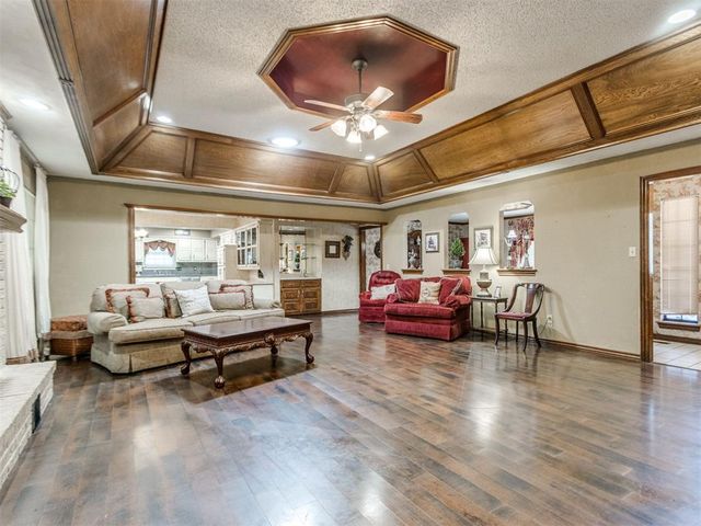 2716 SW 110th Street, Oklahoma City, OK 73170