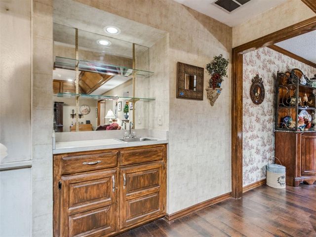 2716 SW 110th Street, Oklahoma City, OK 73170