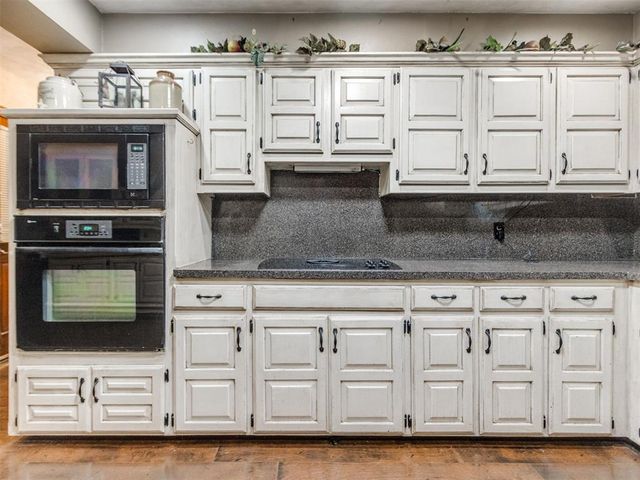2716 SW 110th Street, Oklahoma City, OK 73170