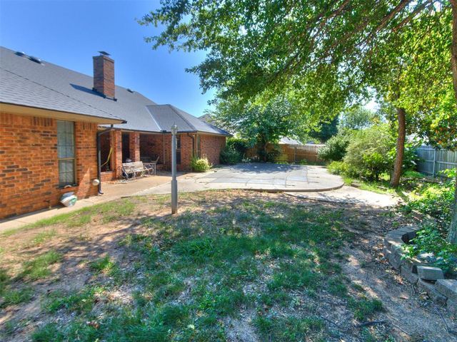 2716 SW 110th Street, Oklahoma City, OK 73170