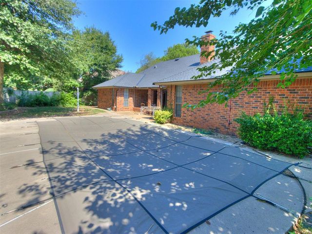 2716 SW 110th Street, Oklahoma City, OK 73170