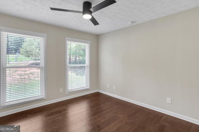 2660 Sandy Creek Circle, Loganville, GA 30052