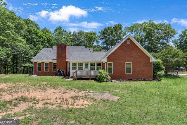 2660 Sandy Creek Circle, Loganville, GA 30052