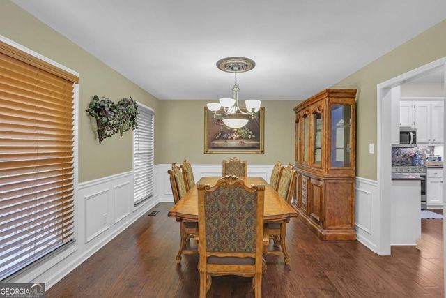 2660 Sandy Creek Circle, Loganville, GA 30052