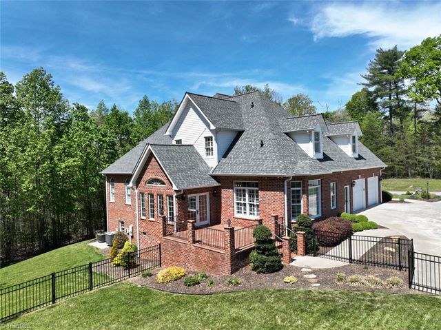 1660 Skyland Drive, Wilkesboro, NC 28697