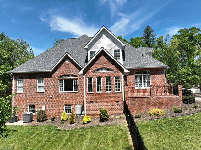 1660 Skyland Drive, Wilkesboro, NC 28697